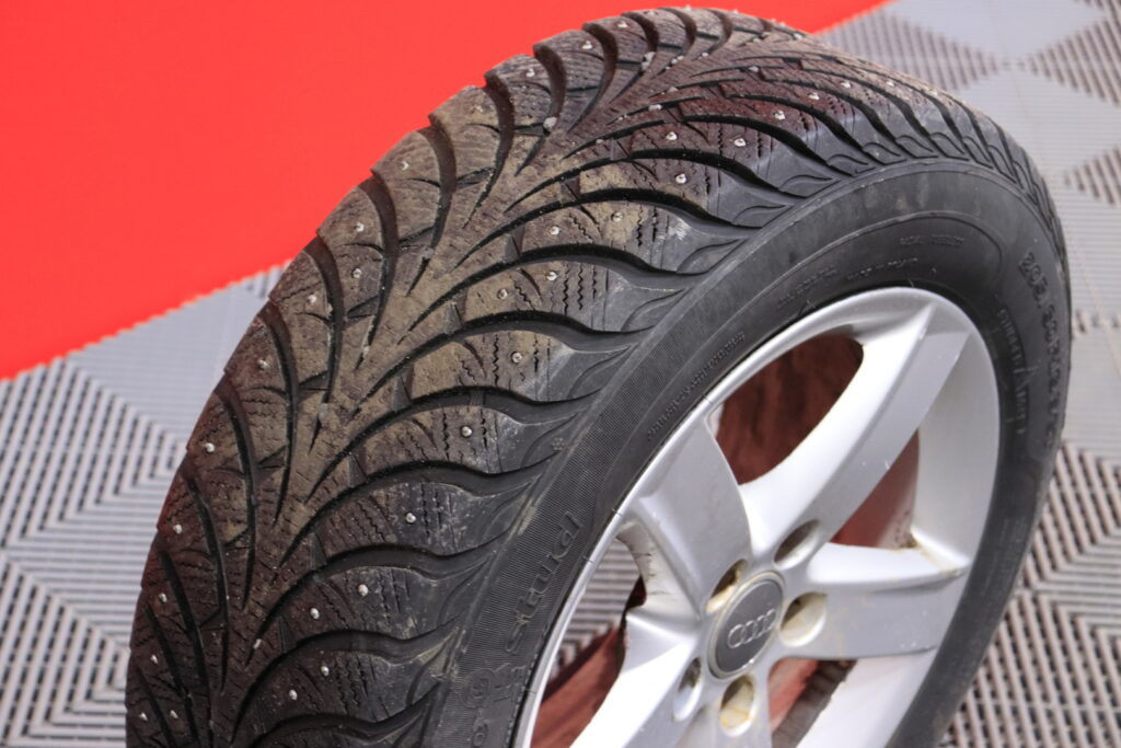 tuotekuva-Audi-A4-GIJ-238-2026-04-02-110554-39 tuotekuva-Audi-A4-GIJ-238-2026-04-02-110554-39