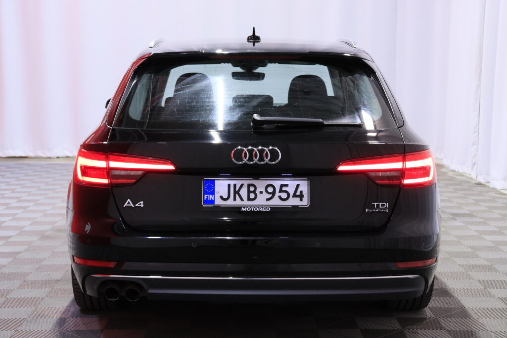 Audi - A4 - Avant First Edition Business Sport 2,0 TDI 140 kW quattro S tronic / Suomi-auto / Webasto / Koukku / Sporttipenkit / LED / Vakkari / Tutkat Audi - A4 - Avant First Edition Business Sport 2,0 TDI 140 kW quattro S tronic / Suomi-auto / Webasto / Koukku / Sporttipenkit / LED / Vakkari / Tutkat - Farmari