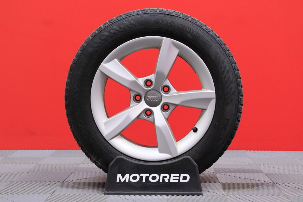tuotekuva-Audi-A4-JKB-954-2026-04-08-163603-32 tuotekuva-Audi-A4-JKB-954-2026-04-08-163603-32