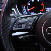 Audi - A4 - Avant S-Line 2.0 TDI 140kW quattro S tronic // / Webasto / ACC / Tutkat / BLIS / MMI Navi / Sporttipenkit / - Farmari