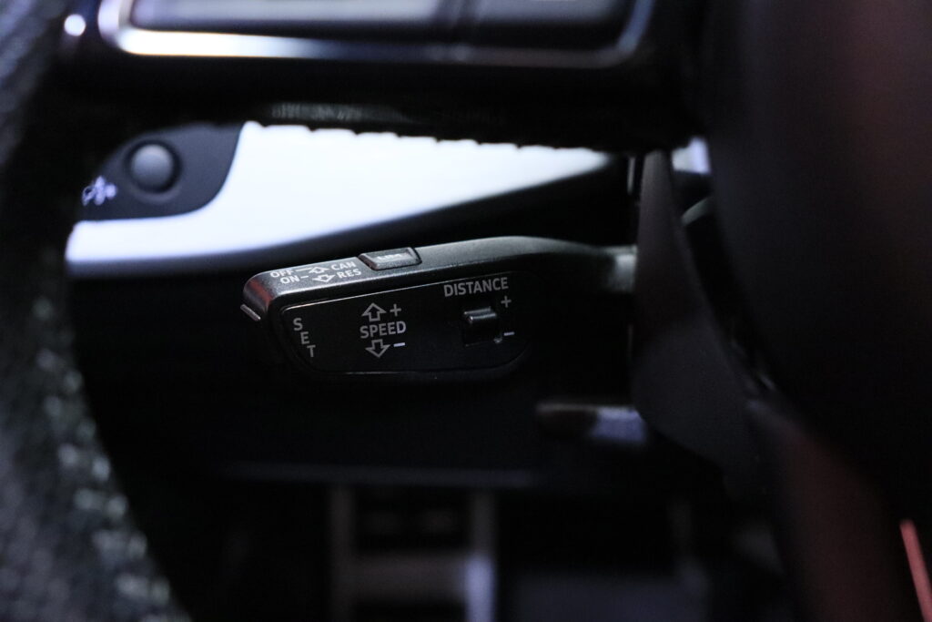 tuotekuva-Audi-A4-KNR-794-2026-04-09-151104-16 tuotekuva-Audi-A4-KNR-794-2026-04-09-151104-16