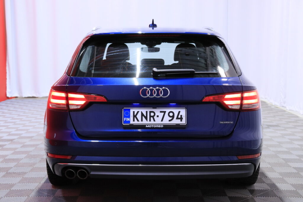Audi - A4 - Avant S-Line 2.0 TDI 140kW quattro S tronic // / Webasto / ACC / Tutkat / BLIS / MMI Navi / Sporttipenkit / Audi - A4 - Avant S-Line 2.0 TDI 140kW quattro S tronic // / Webasto / ACC / Tutkat / BLIS / MMI Navi / Sporttipenkit / - Farmari