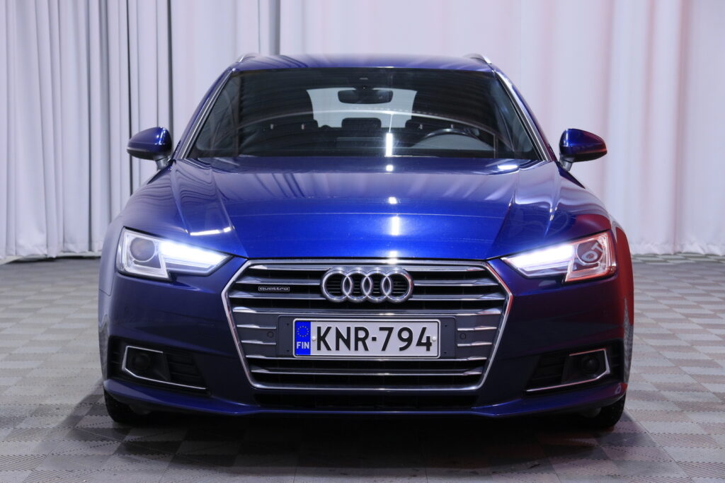 Audi - A4 - Avant S-Line 2.0 TDI 140kW quattro S tronic // / Webasto / ACC / Tutkat / BLIS / MMI Navi / Sporttipenkit / Audi - A4 - Avant S-Line 2.0 TDI 140kW quattro S tronic // / Webasto / ACC / Tutkat / BLIS / MMI Navi / Sporttipenkit / - Farmari