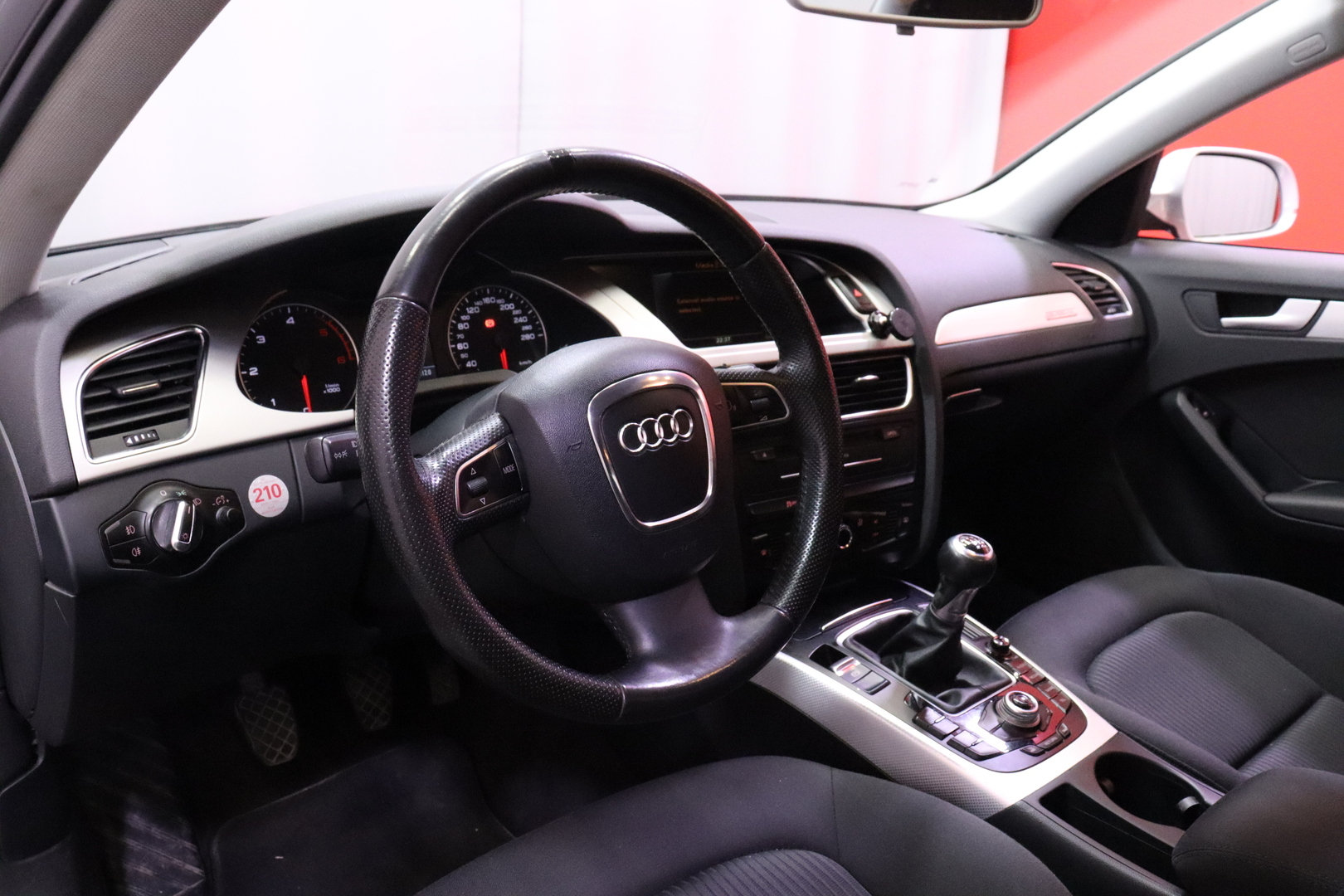 Audi - A4 - Sedan 3,0 V6 TDI DPF quattro / KATSO HINTAA! / Navi / Xenon // - Sedan