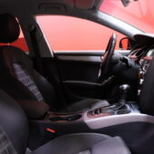 Audi - A5 - Sportback Business 1,8 TFSI 125kW multitronic // Vakionopeudensäädin / Pysäköintitutka / Xenon // - Viistoperä