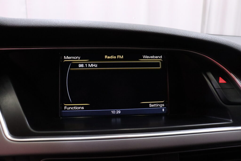 tuotekuva-Audi-A5-LTZ-244-2026-03-25-102103-31 tuotekuva-Audi-A5-LTZ-244-2026-03-25-102103-31