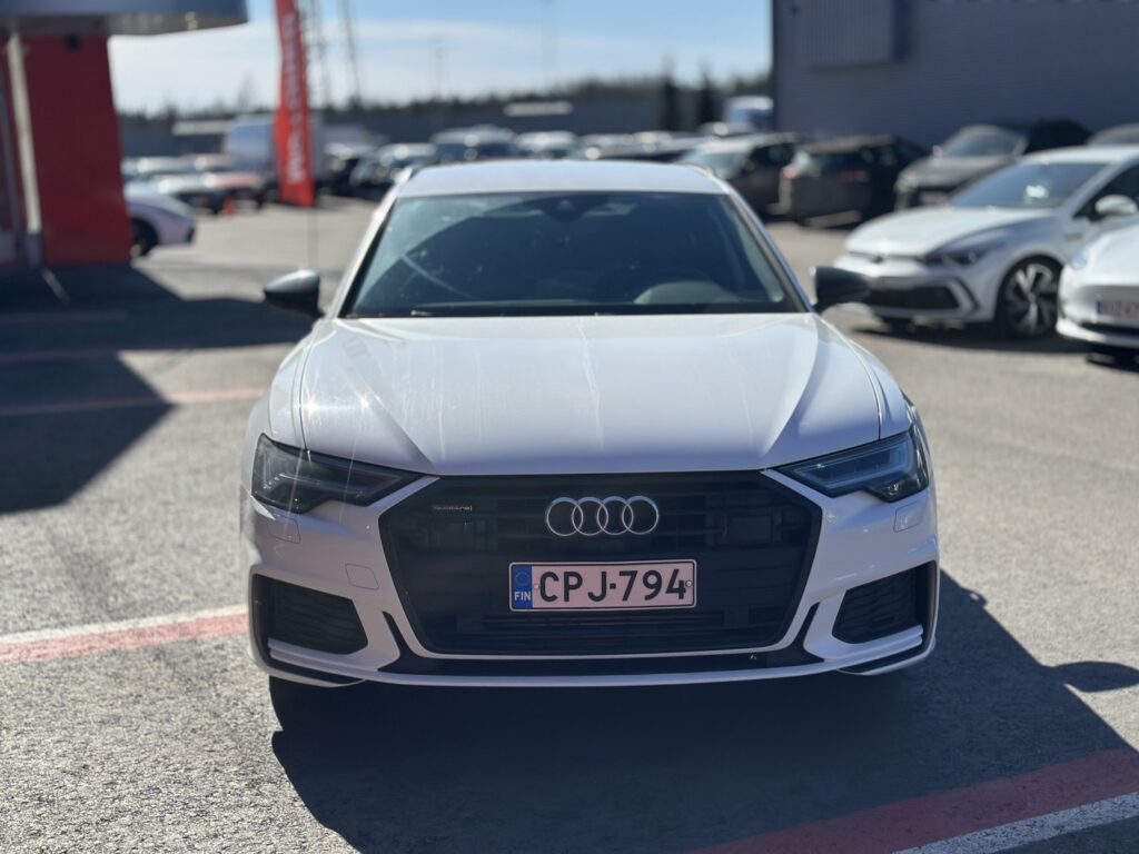 Audi - A6 - Avant Business S-Line 55 TFSI e quattro S Tronic Audi - A6 - Avant Business S-Line 55 TFSI e quattro S Tronic - Farmari