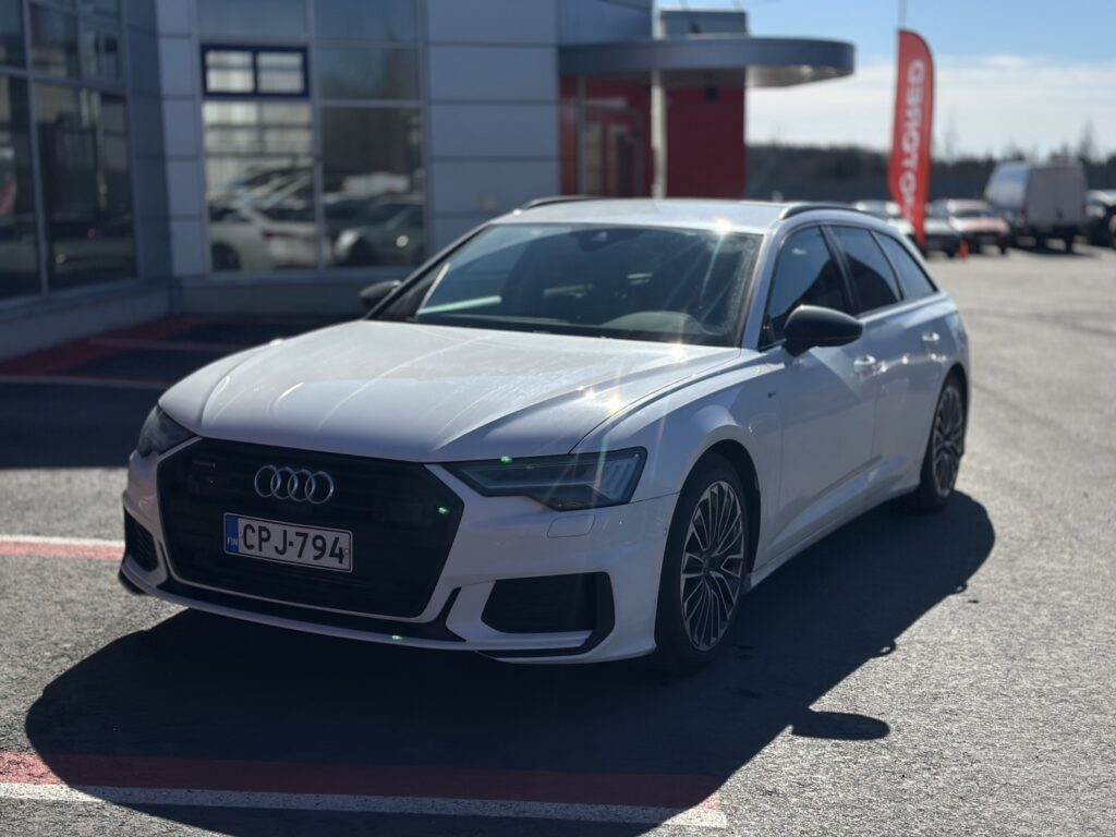Audi - A6 - Avant Business S-Line 55 TFSI e quattro S Tronic - Farmari