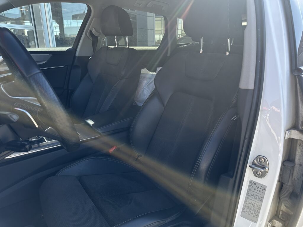 Audi - A6 - Avant Business S-Line 55 TFSI e quattro S Tronic Audi - A6 - Avant Business S-Line 55 TFSI e quattro S Tronic - Farmari