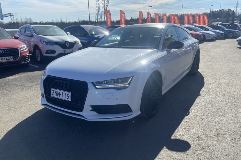 Audi - A7 - 3,0 V6 Biturbo TDI 240kW Competition quattro // RS Penkit / Bose / P.Kamera / MMI Navi / - Viistoperä