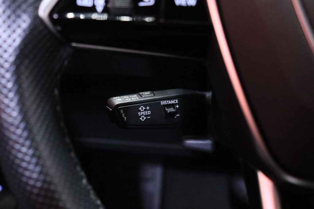 tuotekuva-Audi-e-tron-FSF-654-2026-04-07-142104-19 tuotekuva-Audi-e-tron-FSF-654-2026-04-07-142104-19