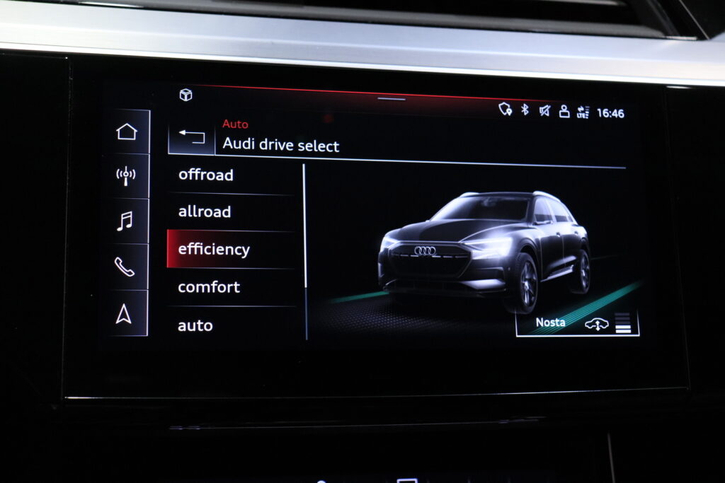 tuotekuva-Audi-e-tron-FSF-654-2026-04-07-142104-24 tuotekuva-Audi-e-tron-FSF-654-2026-04-07-142104-24