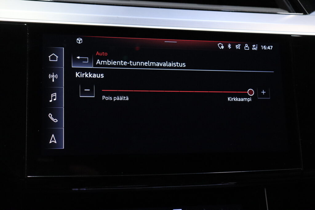 tuotekuva-Audi-e-tron-FSF-654-2026-04-07-142104-25 tuotekuva-Audi-e-tron-FSF-654-2026-04-07-142104-25