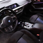 BMW - 118 - F40 Hatchback 118i Business M Sport // LED / Adapt.vakkari / HiFi / Digimittari / Lohko & sisäpistoke // - Viistoperä