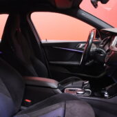 BMW - 118 - F40 Hatchback 118i Business M Sport // LED / Adapt.vakkari / HiFi / Digimittari / Lohko & sisäpistoke // - Viistoperä