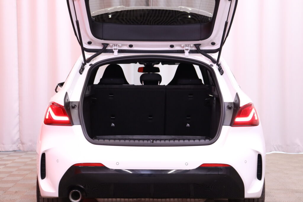 tuotekuva-BMW-118-KUP-199-2026-04-10-160604-25 tuotekuva-BMW-118-KUP-199-2026-04-10-160604-25