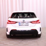 BMW - 118 - F40 Hatchback 118i Business M Sport // LED / Adapt.vakkari / HiFi / Digimittari / Lohko & sisäpistoke // - Viistoperä