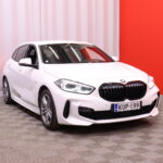 BMW - 118 - F40 Hatchback 118i Business M Sport // LED / Adapt.vakkari / HiFi / Digimittari / Lohko & sisäpistoke // - Viistoperä