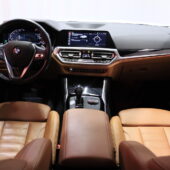 BMW - 320 - G20 Sedan 320d A xDrive Launch Edition Sport Line // Webasto / Laser / HUD / HiFi / Kamera / - Sedan