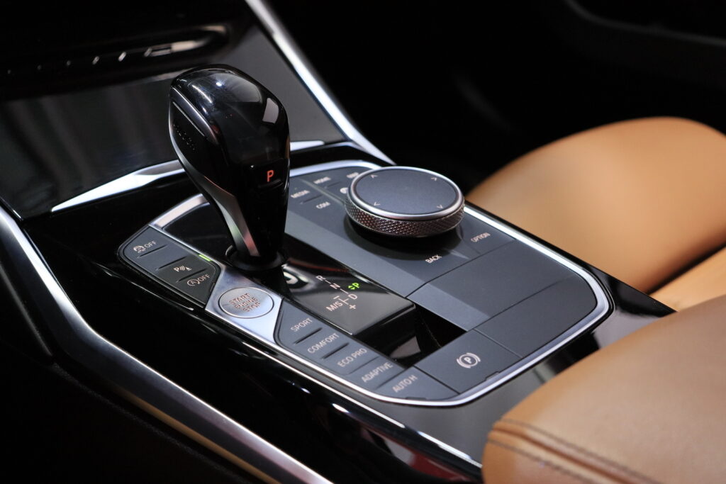 tuotekuva-BMW-320-BVS-455-2026-04-09-145506-29 tuotekuva-BMW-320-BVS-455-2026-04-09-145506-29