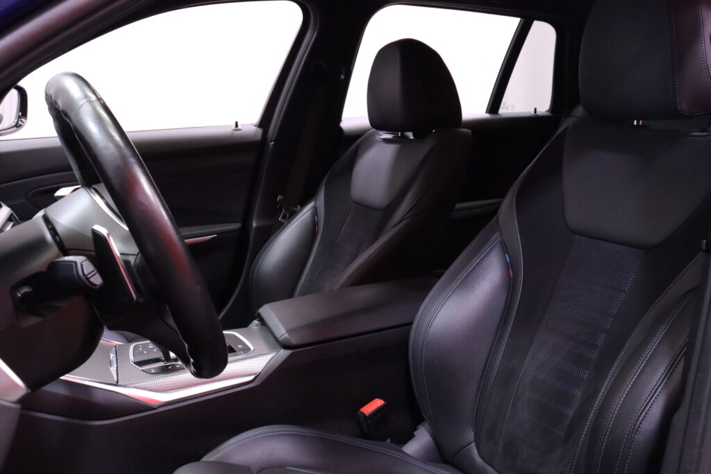 BMW - 330 - G21 Touring 330e xDrive A Charged Edition M Sport // DAP / ACC / Koukku / Tutkat / Kamera / Hifit / BMW - 330 - G21 Touring 330e xDrive A Charged Edition M Sport // DAP / ACC / Koukku / Tutkat / Kamera / Hifit / - Farmari