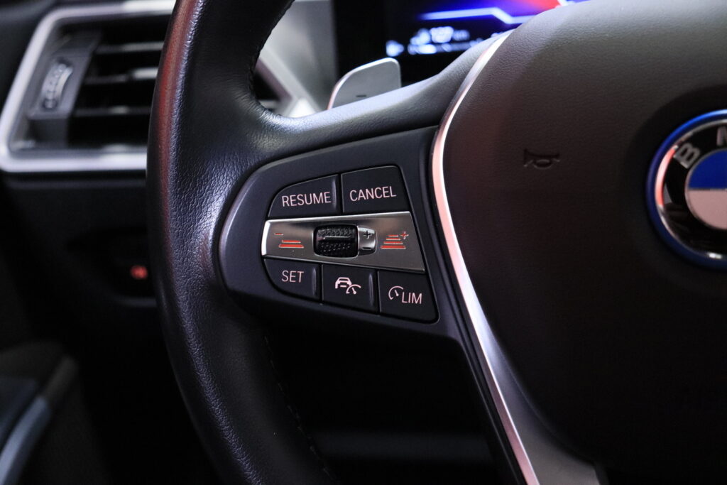 tuotekuva-BMW-330-LSA-495-2026-04-09-145506-15 tuotekuva-BMW-330-LSA-495-2026-04-09-145506-15