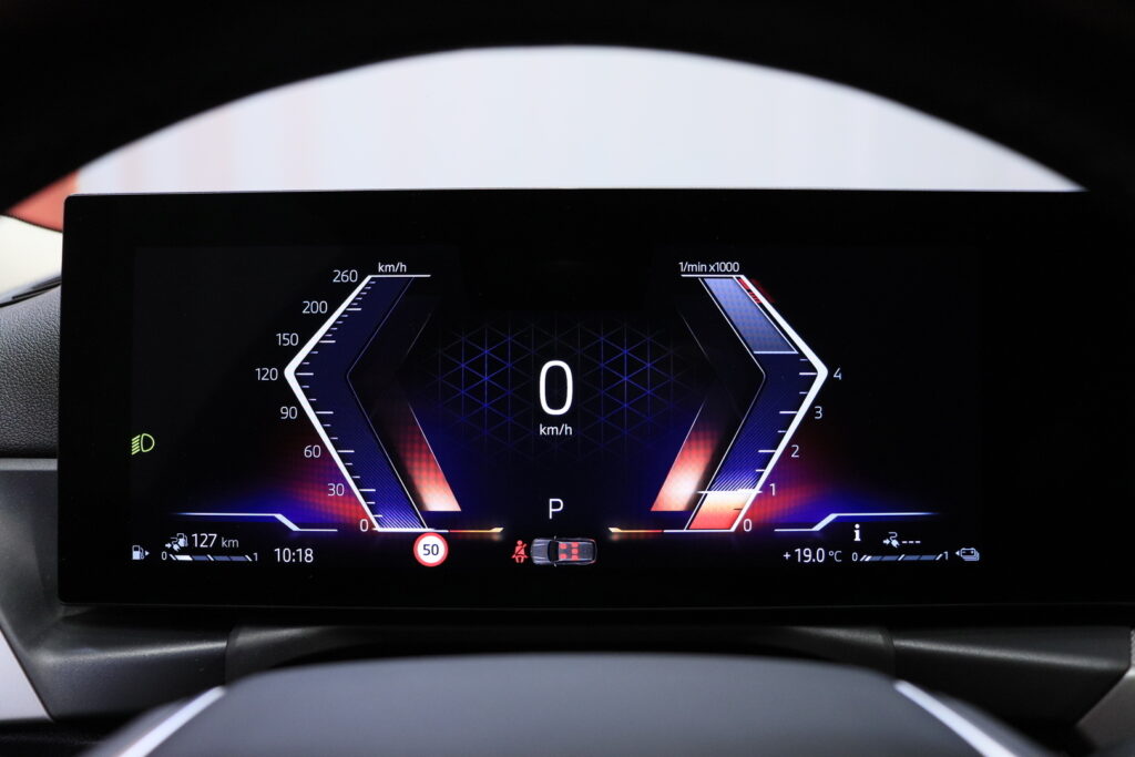 tuotekuva-BMW-330-LSA-495-2026-04-09-145506-17 tuotekuva-BMW-330-LSA-495-2026-04-09-145506-17