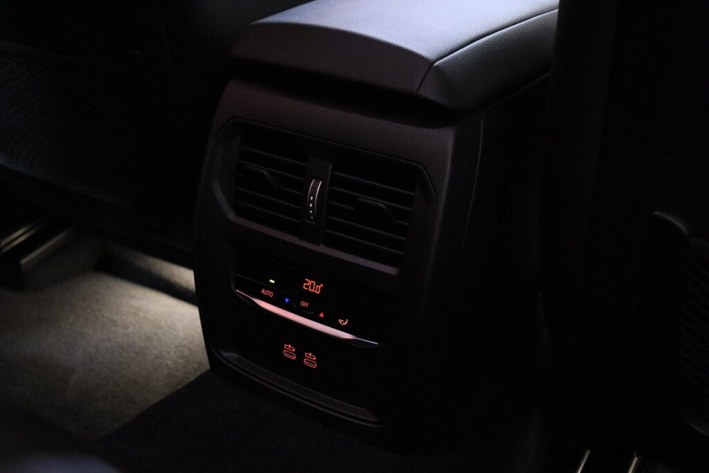 tuotekuva-BMW-330-LSA-495-2026-04-09-145506-27 tuotekuva-BMW-330-LSA-495-2026-04-09-145506-27