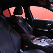 BMW - 330 - G20 Sedan 330e xDrive A Charged Edition M Sport // ACC / Harman/Kardon / AppleCarPlay / Driving Assistant // - Sedan