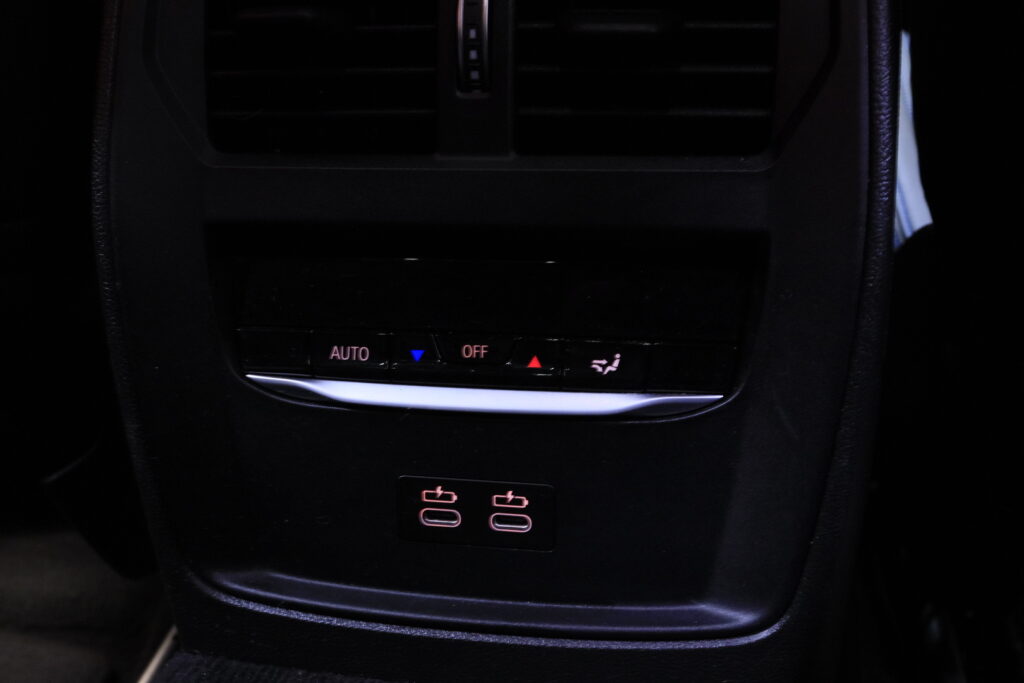 tuotekuva-BMW-330-MON-803-2026-04-17-151103-18 tuotekuva-BMW-330-MON-803-2026-04-17-151103-18
