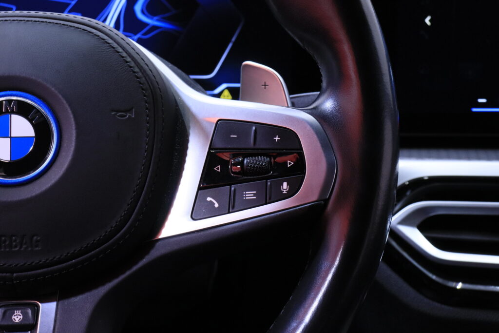 tuotekuva-BMW-330-MON-803-2026-04-17-151103-22 tuotekuva-BMW-330-MON-803-2026-04-17-151103-22
