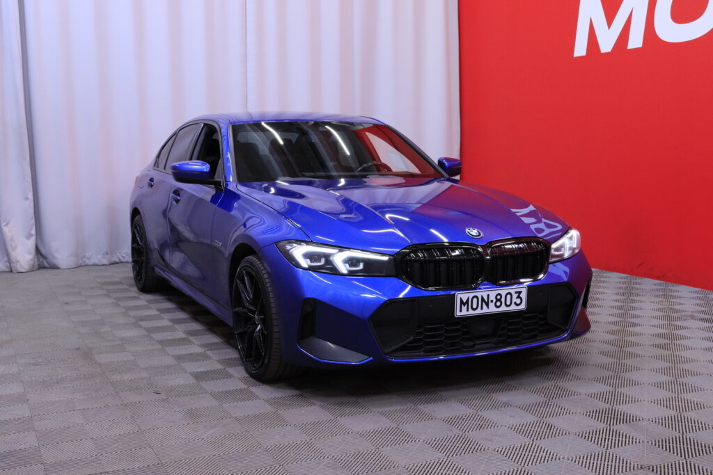 BMW - 330 - G20 Sedan 330e xDrive A Charged Edition M Sport // ACC / Harman/Kardon / AppleCarPlay / Driving Assistant // BMW - 330 - G20 Sedan 330e xDrive A Charged Edition M Sport // ACC / Harman/Kardon / AppleCarPlay / Driving Assistant // - Sedan