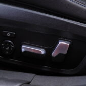 BMW - 330 - G21 Touring 330e xDrive A M Sport // Harman/Kardon / Koukku / Comfort Access / Kamera / Muistipenkki / - Farmari