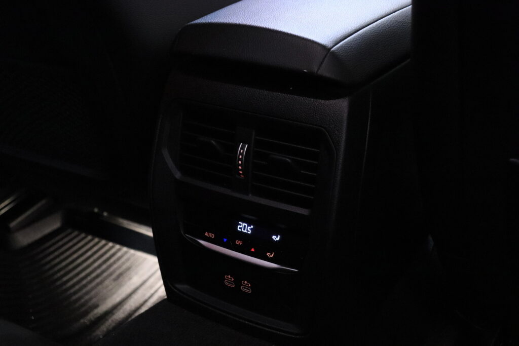 tuotekuva-BMW-330-MOP-127-2026-04-08-150605-31 tuotekuva-BMW-330-MOP-127-2026-04-08-150605-31