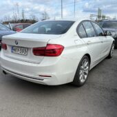 BMW - 330 - F30 Sedan 330e A Business Sport // Sport Line / Sporttipenkit / ACC / Prof.Navi / H&K / HUD / Comfort access / Kamera - Sedan