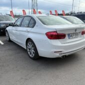 BMW - 330 - F30 Sedan 330e A Business Sport // Sport Line / Sporttipenkit / ACC / Prof.Navi / H&K / HUD / Comfort access / Kamera - Sedan