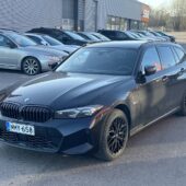 BMW - 330 - G21 Touring 330e xDrive A Charged Edition M Sport Pro LCI // M-istuimet / H&K / Panorama / HUD / ACC // - Farmari