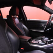 BMW - 330 - G20 Sedan 330e xDrive A Charged Edition M Sport /// Laser / ACC / Koukku / H&K / Muistipenkki / P. Kamera / Live Cockpit - Sedan