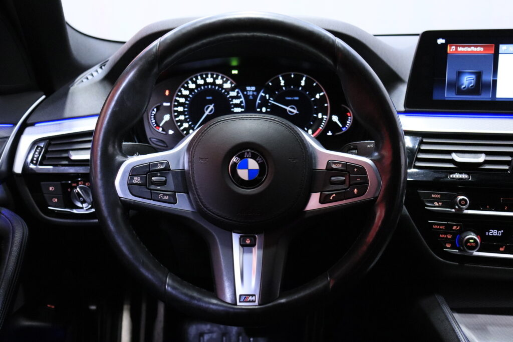 tuotekuva-BMW-520-FOJ-289-2026-04-02-154005-15 tuotekuva-BMW-520-FOJ-289-2026-04-02-154005-15