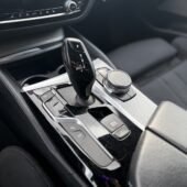 BMW - 520 - G30 Sedan 520d A xDrive Business Comfort - Sedan