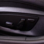 BMW - 520 - G31 Touring 520d A xDrive Business // Vakionopeudensäädin / Pysäköintiavustin / P. Kamera / Vetokoukku / 2x renkaat // - Farmari