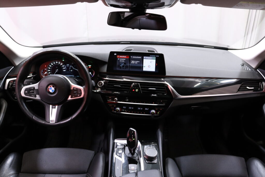 tuotekuva-BMW-520-JMK-661-2026-04-22-090005-15 tuotekuva-BMW-520-JMK-661-2026-04-22-090005-15