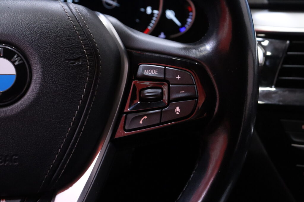 tuotekuva-BMW-520-YKO-129-2026-04-08-112008-18 tuotekuva-BMW-520-YKO-129-2026-04-08-112008-18