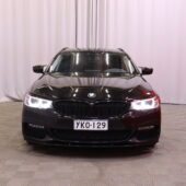 BMW - 520 - G31 Touring 520d A Business / Seisontatuuletus ajastimella / Vakionopeudensäädin Ohjauspyörän lämmitys / 2x renkaat // - Farmari