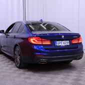 BMW - 530 - G30 iPerformance Sedan M sport // LED / Harman&Kardon / Prof.navi / CarPlay / Lämmitettävä ratti / Shadow Line // - Sedan