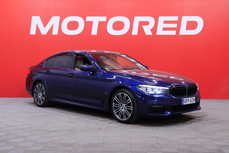 BMW - 530 - G30 iPerformance Sedan M sport // LED / Harman&Kardon / Prof.navi / CarPlay / Lämmitettävä ratti / Shadow Line // - Sedan