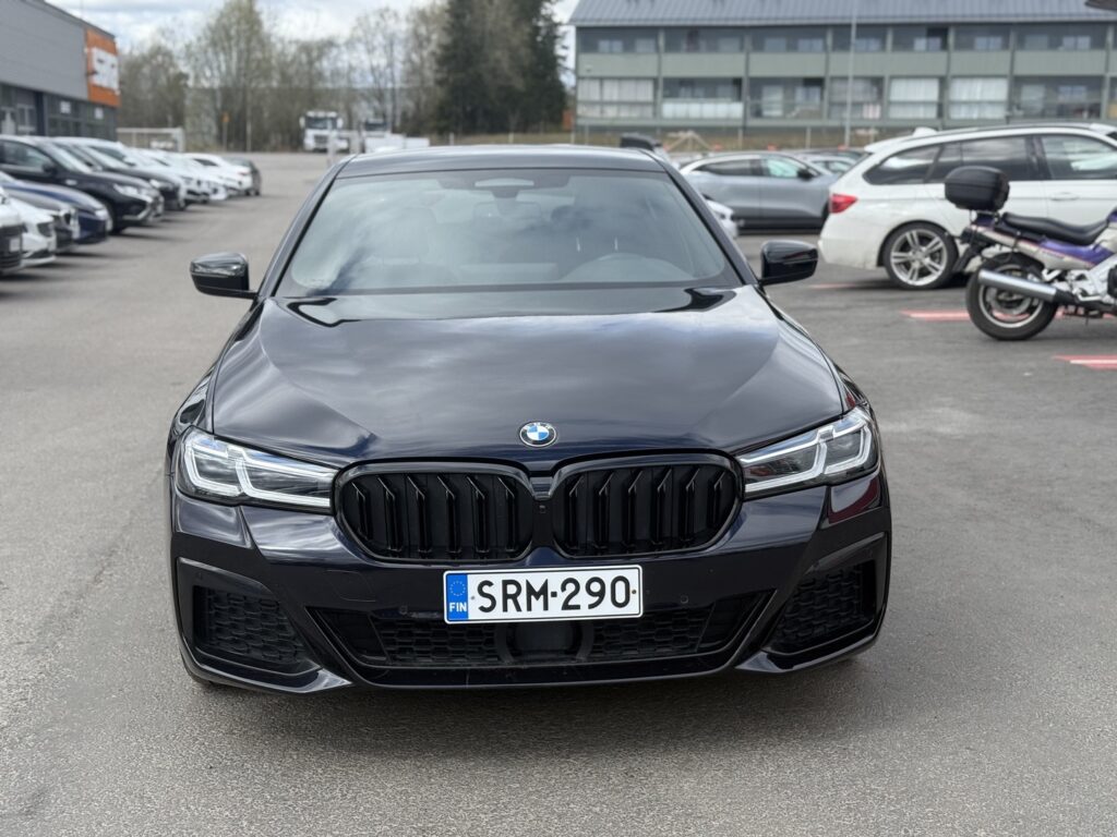 BMW - 545 - G30 Sedan 545e xDrive A M Sport BMW - 545 - G30 Sedan 545e xDrive A M Sport - Sedan