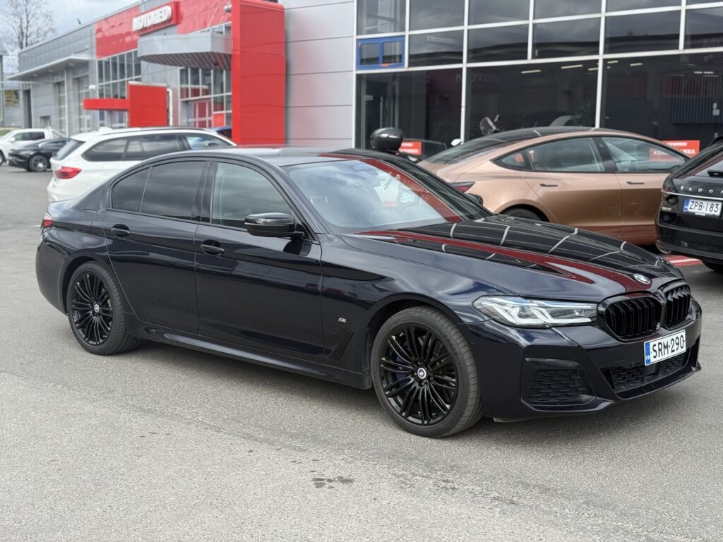 BMW - 545 - G30 Sedan 545e xDrive A M Sport BMW - 545 - G30 Sedan 545e xDrive A M Sport - Sedan