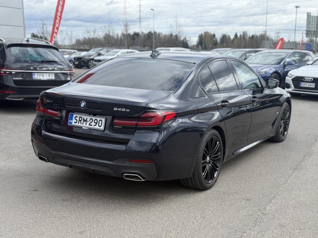 BMW - 545 - G30 Sedan 545e xDrive A M Sport BMW - 545 - G30 Sedan 545e xDrive A M Sport - Sedan