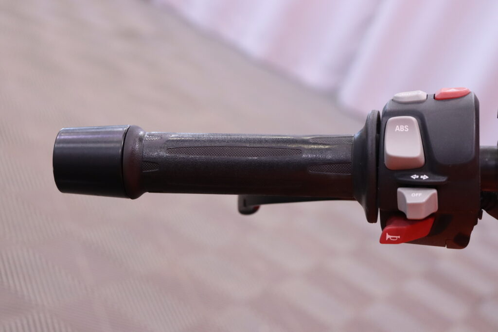 BMW - K - 1300 R // Juuri saapunut! / 2x Laukut // BMW - K - 1300 R // Juuri saapunut! / 2x Laukut // - Moottoripyörä